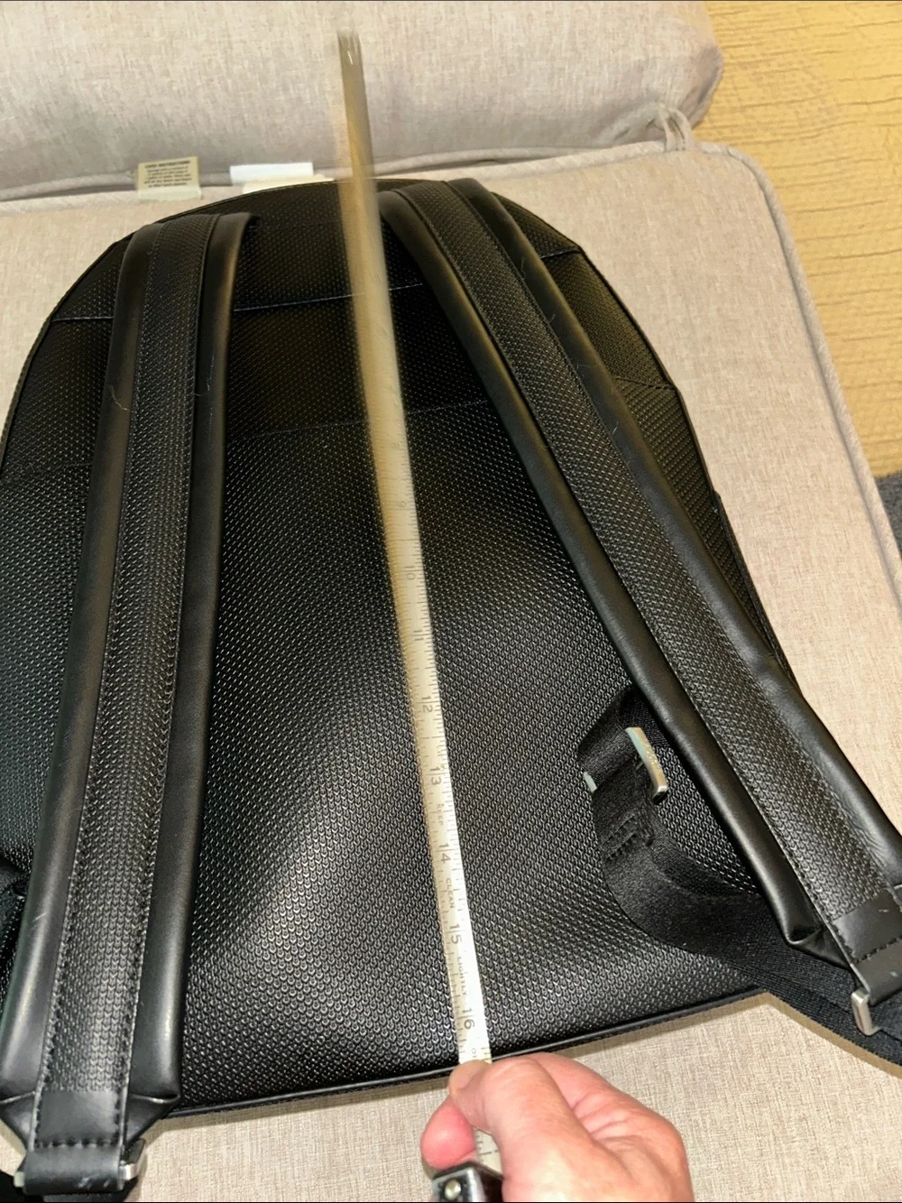 Lacoste modern black
